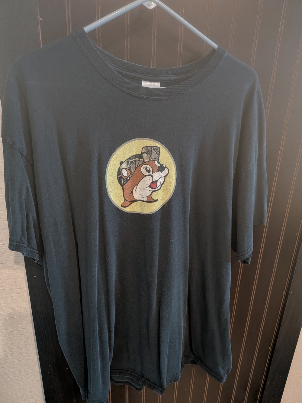 Buc-Ee's Black Crewneck T-shirt With Camo